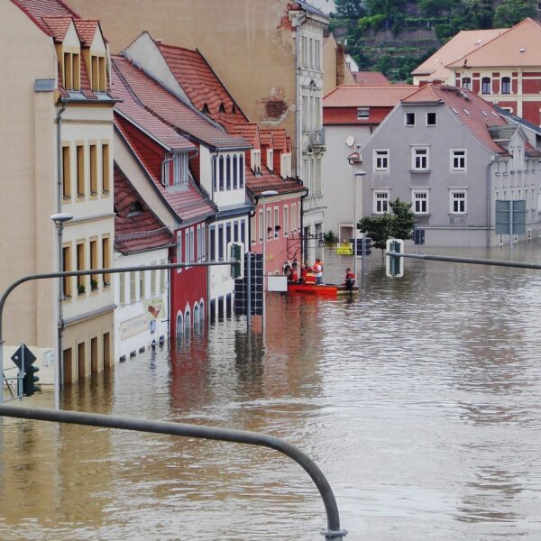 Telescope Proptech gestión riesgos climáticos inmobiliarios