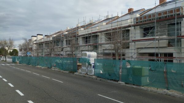 Retraso licencias obra España Europa CGATE plazos