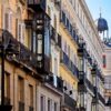 fachada de un edificio en España