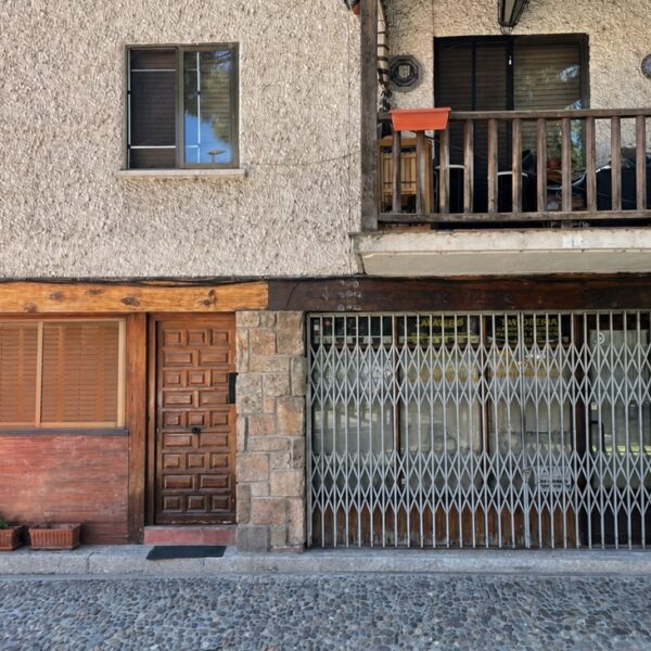 cambio de uso de local comercial a vivienda en edificio residencial