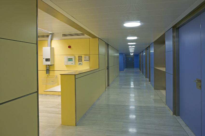 instalaciones sanitarias de compacto fenólico HPL